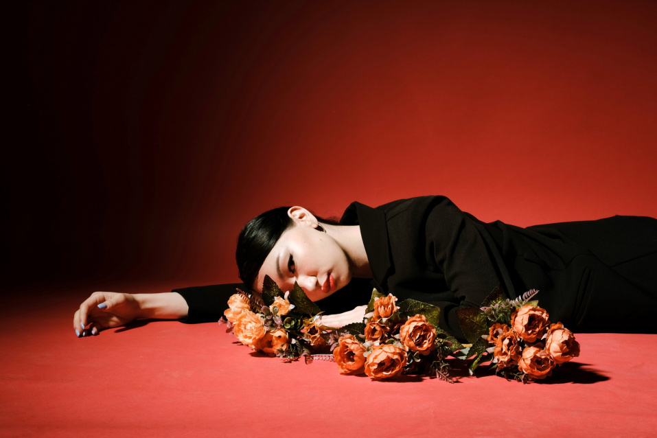 Заказать индивидуальную фотосессию в 2-х образах в Омске по отличным ценам от компании Fashion Box

 – фото № 4