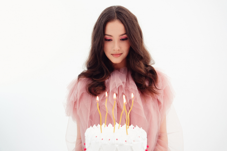 Заказать фотосессию для именинника в Омске от сети фотостудий Fashion Box
 – фото № 1