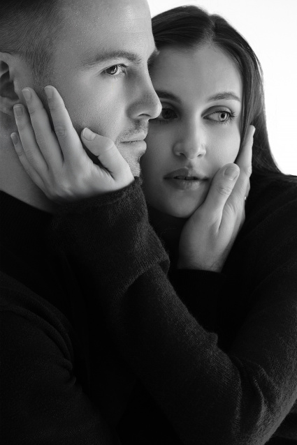 Заказать фотосессию Love Story в студии от компании Fashion Box в Омске

 – фото № 4