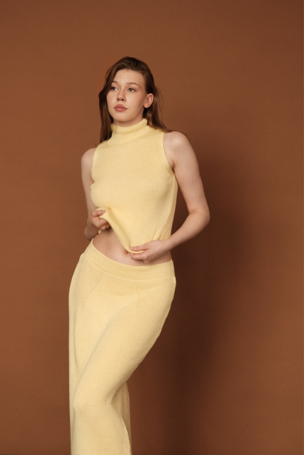 Заказать индивидуальную фотосессию в 2-х образах в Омске по отличным ценам от компании Fashion Box

 – фото № 11